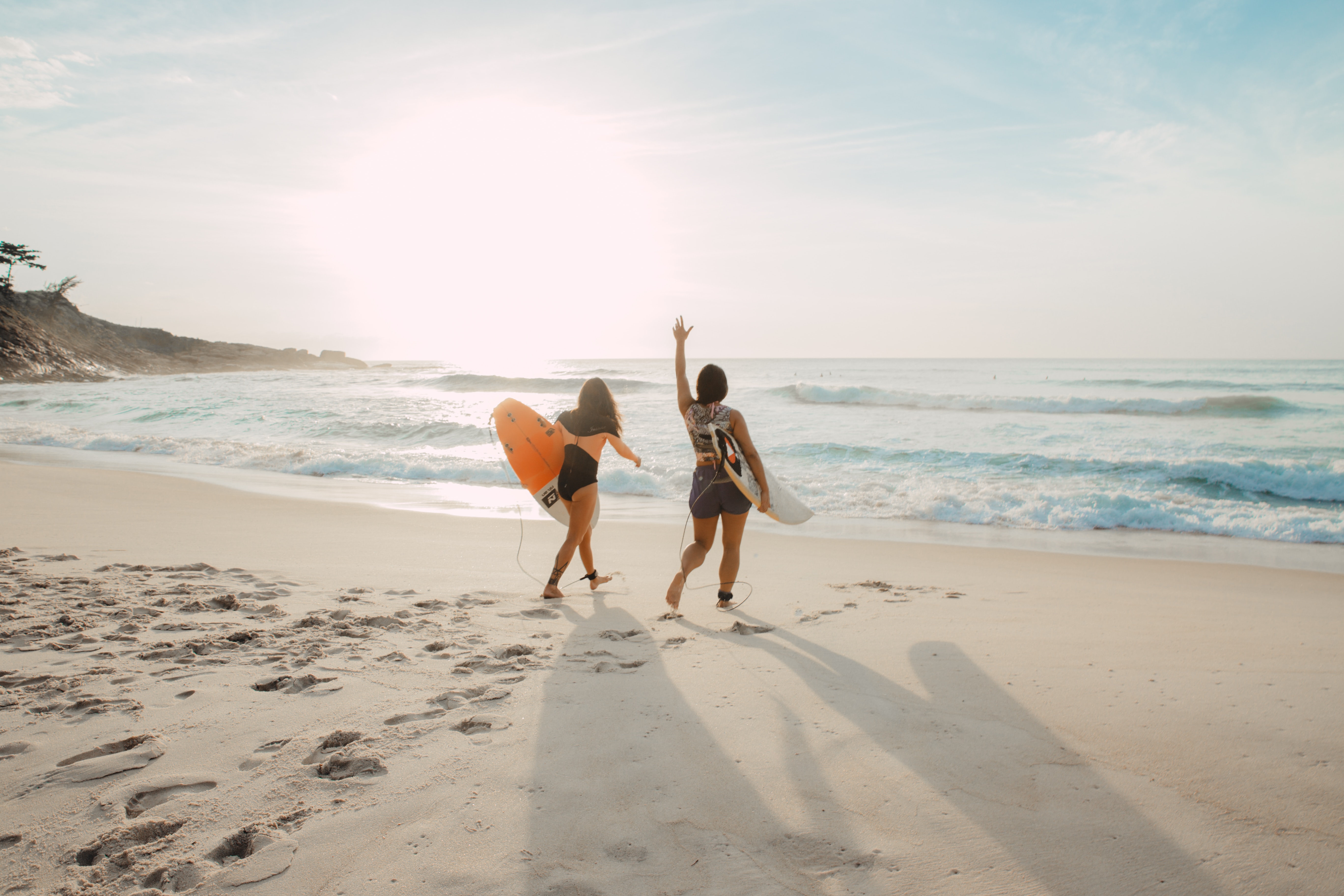 4 benefícios de morar na praia o ano inteiro